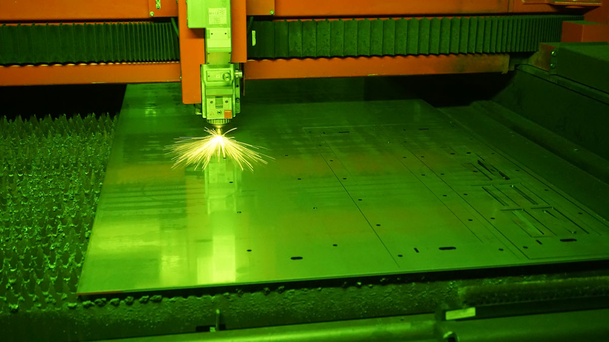 ueber-uns-laser